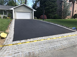 asphalt driveway lake success great neck belgium belgian block cobblestone flush racetrack border and apron inlay